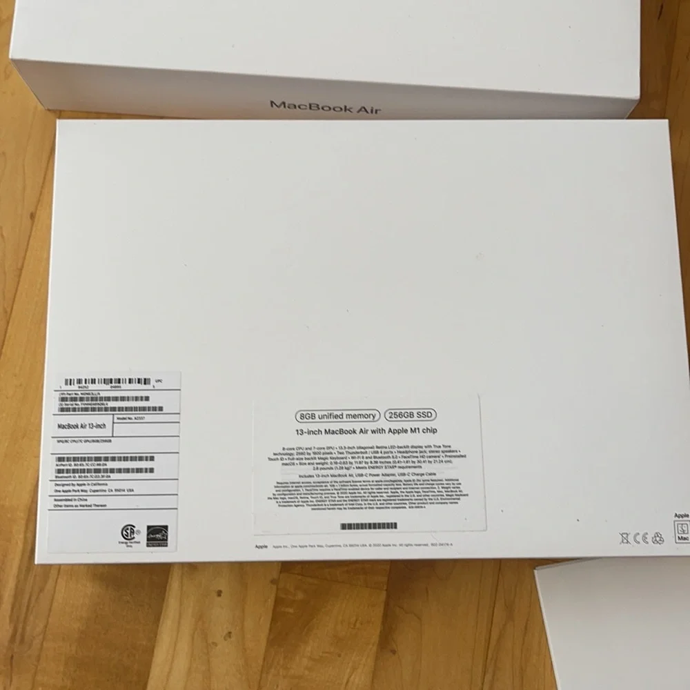 Apple MacBook Air M1 13-inch - BOX ONLY